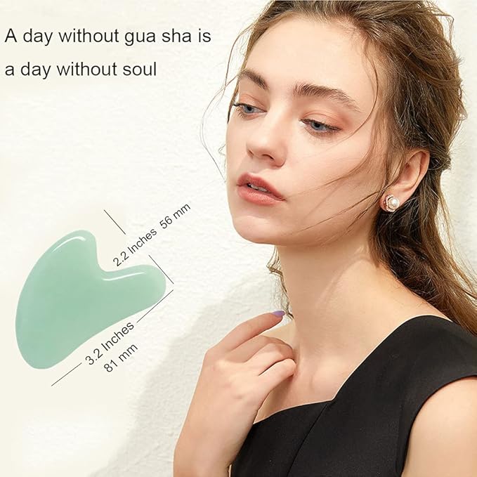 Ditind Gua Sha Tool, Jade Stone with case.